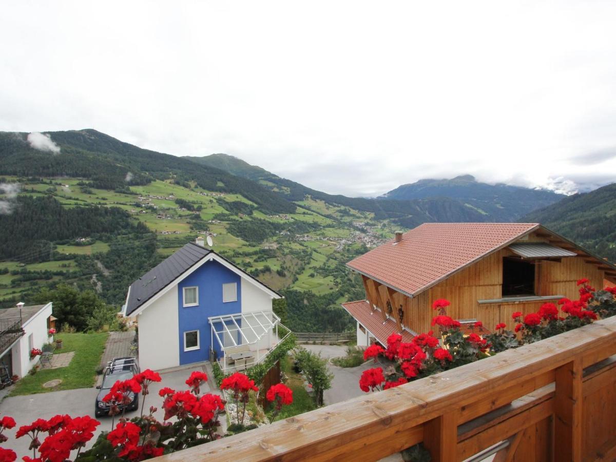 Modern Apartment In Hochgallmigg With Balcony Luaran gambar